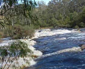 Moons Crossing - Accommodation Sunshine Coast 0