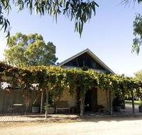 Lake Breeze Wines - Accommodation Sunshine Coast