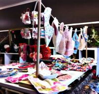 Under The Oak Handmade Gallery and Gifts - Accommodation Sunshine Coast