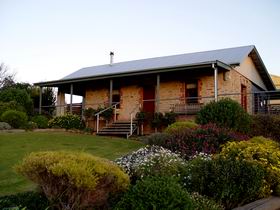 Tim Gramp Wines - Accommodation Sunshine Coast 0
