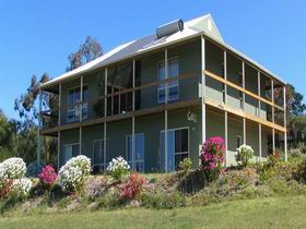 Waggon Road Studio Gallery - Accommodation Sunshine Coast 0