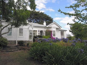 Home Hill - Accommodation Sunshine Coast 0