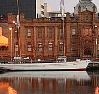 May Queen - Accommodation Sunshine Coast