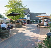 George Harcourt Inn - Accommodation Sunshine Coast