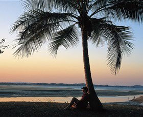 Town Beach - Accommodation Sunshine Coast 0
