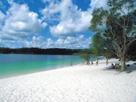 Lake McKenzie - Accommodation Sunshine Coast 0