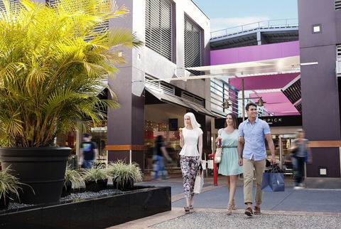 Harbour Town Outlet Shopping Centre - Accommodation Sunshine Coast 3