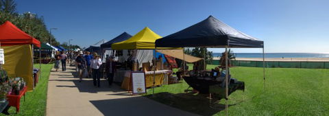 Broadbeach Beachfront Markets - Accommodation Sunshine Coast 7