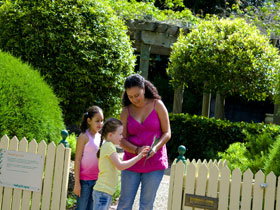 Redlands IndigiScapes Centre - Accommodation Sunshine Coast 0