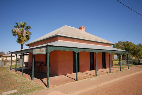 Leahy Historical House - Accommodation Sunshine Coast 0