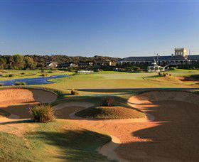 Eagle Ridge Golf Course - Accommodation Sunshine Coast 0