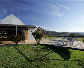 Dalwhinnie Wines - Accommodation Sunshine Coast 0