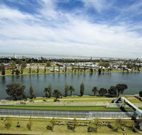 Albert Park - Accommodation Sunshine Coast