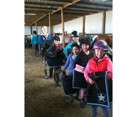 Saddle On Riding School - Accommodation Sunshine Coast 8