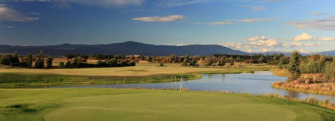Yering Meadows - Accommodation Sunshine Coast 1