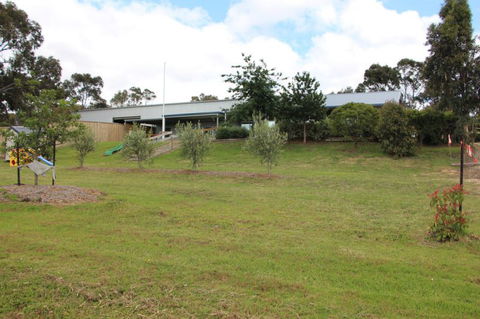 Tuckerberry Hill - Accommodation Sunshine Coast 2