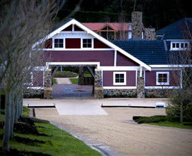 Ocean Eight Vineyard & Winery - Accommodation Sunshine Coast 0