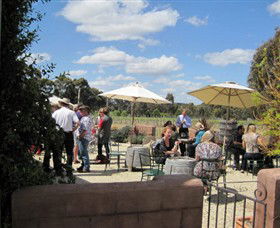 Flynns Wines & Heathcotean Bistro - Accommodation Sunshine Coast 0
