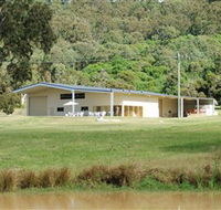 Razorback Ridge Wines - Accommodation Sunshine Coast