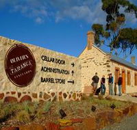 Oliver's Taranga Vineyard - Accommodation Sunshine Coast