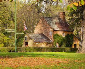 Cooks Cottage - Accommodation Sunshine Coast 0