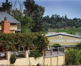 Kellybrook Winery, Kelly Brothers Cider & Riders Brew Co. - Accommodation Sunshine Coast 2