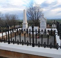 Hamilton Humes Grave - Accommodation Sunshine Coast