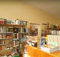 Corryong Browsers Bookshop - Accommodation Sunshine Coast