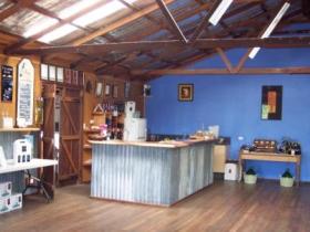 Pyramids Road Wines - Accommodation Sunshine Coast 1