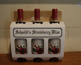 Schmidts Strawberry Winery - Accommodation Sunshine Coast 4