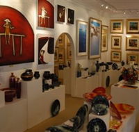 Articles Fine Art Gallery - Accommodation Sunshine Coast