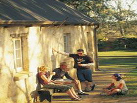 Overland Corner Hotel - Accommodation Sunshine Coast 0
