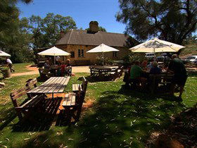 Overland Corner Hotel - Accommodation Sunshine Coast 3