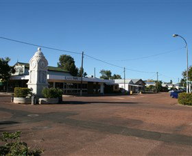 Barcaldine War Memorial Clock - Accommodation Sunshine Coast 1