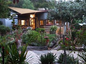 Magpie Springs - Accommodation Sunshine Coast 0