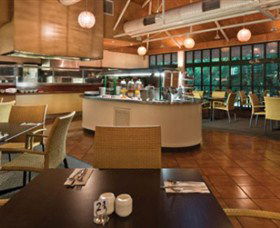 Treetops Restaurant - Accommodation Sunshine Coast 1