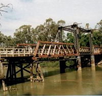Swan Hill - Murray River Road Bridge - Accommodation Sunshine Coast
