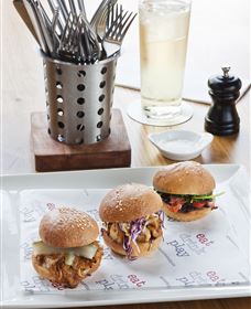 American Hotel - Accommodation Sunshine Coast 1