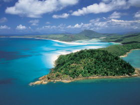 Whitehaven Beach - Accommodation Sunshine Coast 1