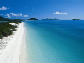 Whitehaven Beach - Accommodation Sunshine Coast 2