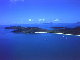Whitehaven Beach - Accommodation Sunshine Coast 3