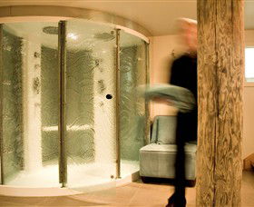 Salus Spa At Lake House - Accommodation Sunshine Coast 4