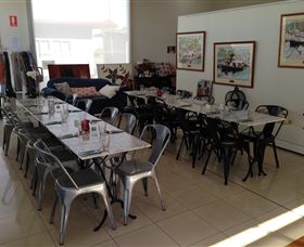 Blue Artz Gallery & Cafe - Accommodation Sunshine Coast 2