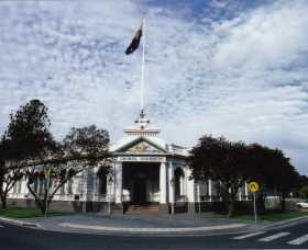 Museum Of The Riverina - Historic Council Chambers Site - Accommodation Sunshine Coast 0