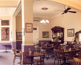 Culcairn Hotel - Accommodation Sunshine Coast 4