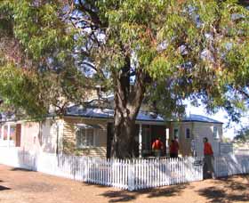 South Lake Grace ACT Accommodation Sunshine Coast