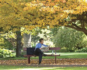 Albury Botanic Gardens - Accommodation Sunshine Coast 2