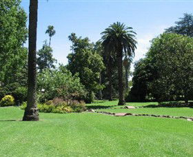 Albury Botanic Gardens - Accommodation Sunshine Coast 8