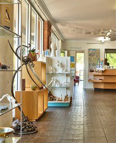 GIGS - Gateway Island Gallery And Studios - Accommodation Sunshine Coast 0