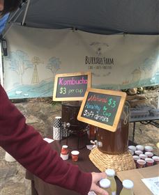 Eat Local Friday - Farmers Market - Accommodation Sunshine Coast 0